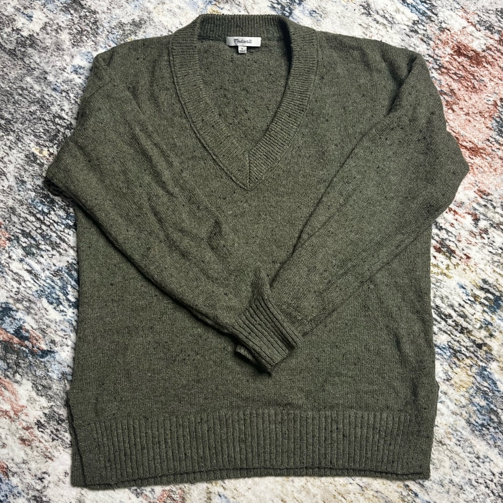 Madewell Army Green Oversized V-Neck Sweater (Small)